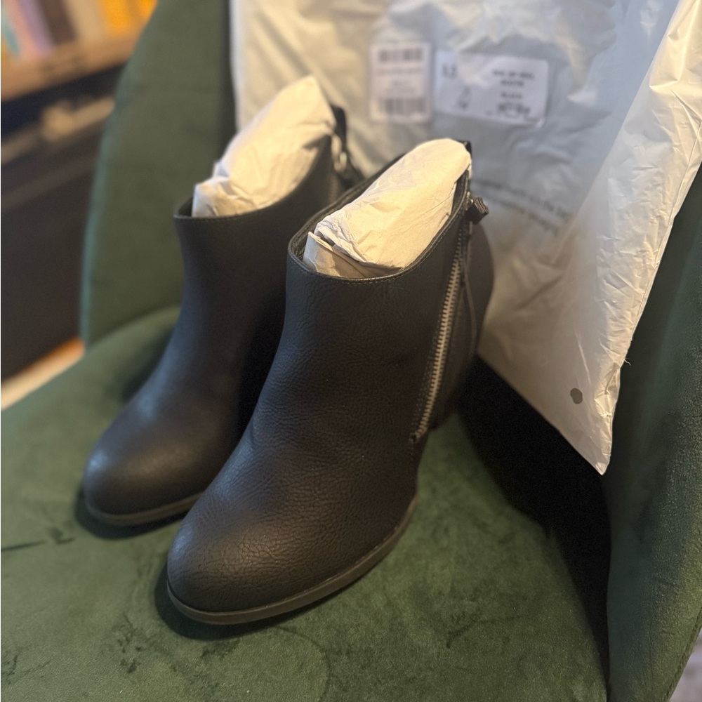Torrid Black Zip Ankle Boots